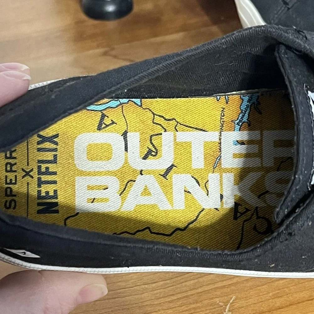 Sperry X Netflix Outer Banks OBX Top Sider Black Brown Laces‎ Women's Size 9.5